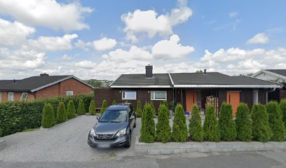 Smart Følgebil & Express AS