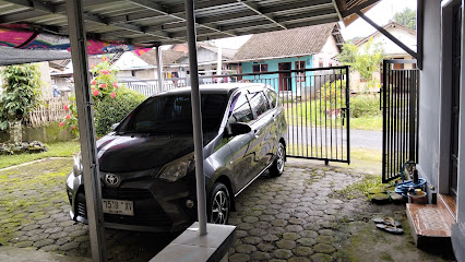 Kos Putri Margotomo & Jasa Taxi Lokal