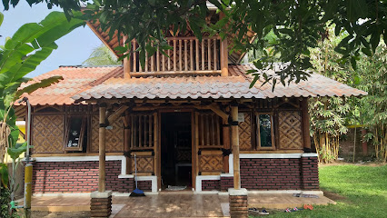 OYO 3303 Penginapan Putri Asih Sawarna