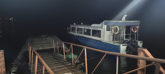 Aberdeen Water Taxi & SWIMMING POOL