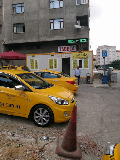 Divan Taxi