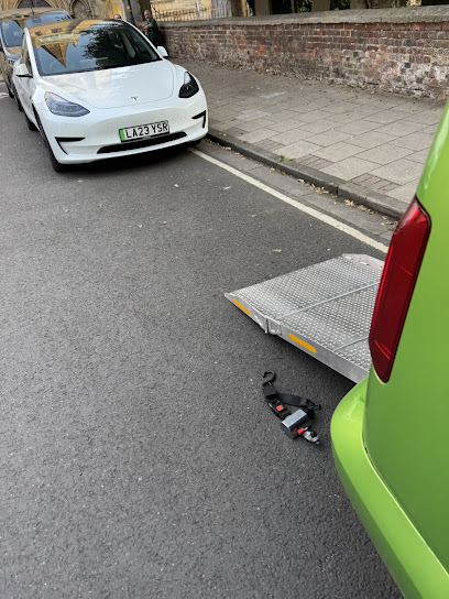 Leaf Mobility - Wheelchair Accessible Taxi