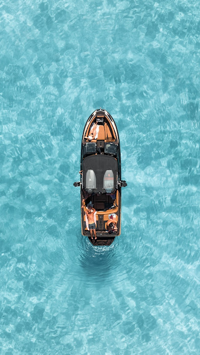 Tan Cruisers, private cruises and transfers, rent a boat in Serifos
