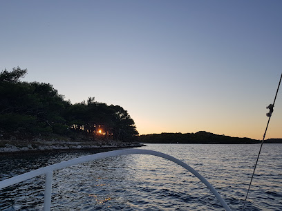 M/B EOL - Captain Glen