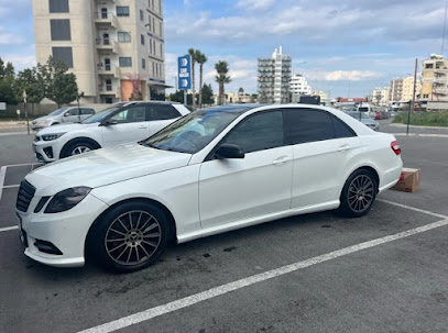 Taxi cab Larnaca