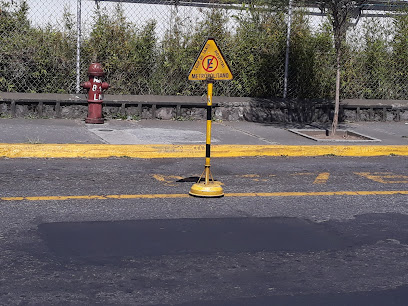 Cooperativa De Taxis Hospital Metropolitano