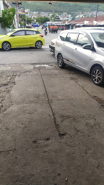 RENTAL MOBIL LUWUK PERMADANI