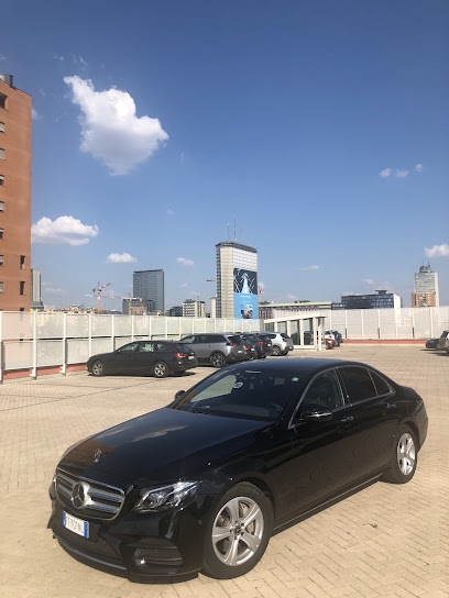 Prime Star Milano di Alex Mocanu