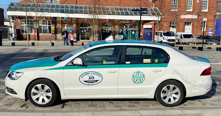 Simon’s Taxi Services – Bridlington’s Trusted Green & White Hackney Taxis 🚖