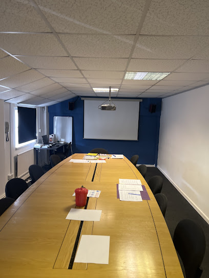 Taxi Training Cardiff | Scribes Cardiff Ltd