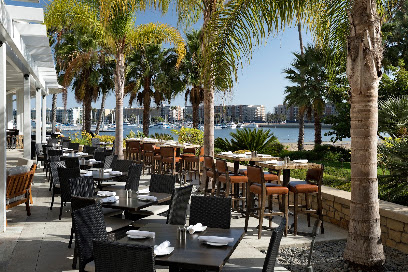Beachside Restaurant & Bar