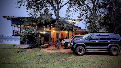 Happy Tours - Taxi & Safari Service