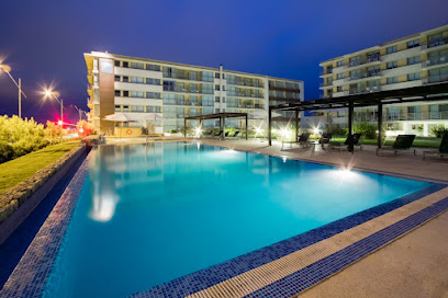 Real Colonia Hotel & Suites