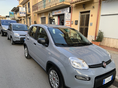 ️ Le Castella Travel & Tourism Servizio Transfer h24 - Noleggio Auto e Furgoni