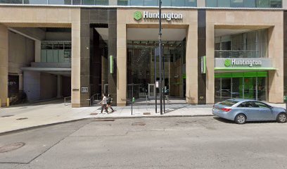 Moe's Airport Transportation Service