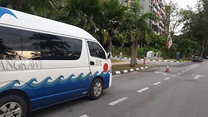 Van Taxi: Island Tour and Hotel Transfer