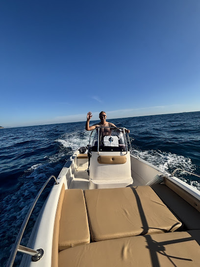 Paradise Boats Lerici Boat Rent - Noleggio Gommoni e Barche Lerici - Boat Hire Lerici