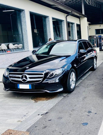 Bluerental Car Hire - Car Rental with Driver