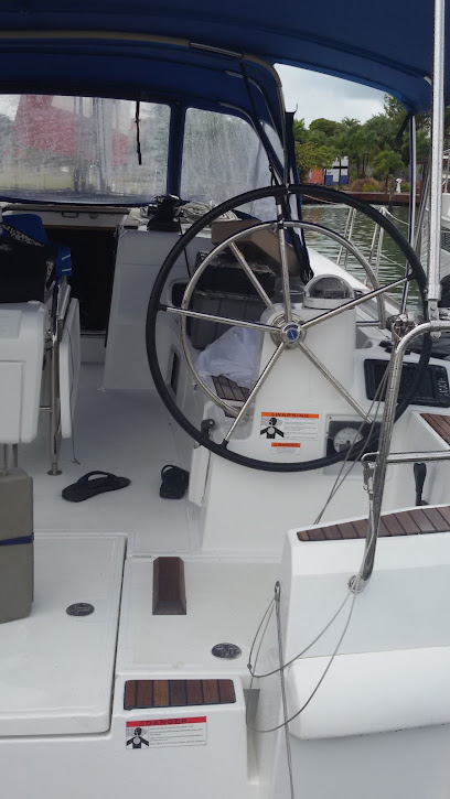 Bigg Runner Tours St. Lucia