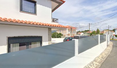 Auto Taxis Ponta Da Roca, Lda