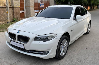 Royal Luxury Car Rental | Luxury car rental in Kanpur | Fortuner Innova Audi BMW Mercedes Luxury cars on rent in Kanpur